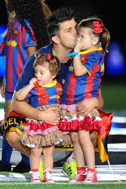 El jugador y su esposa Patricia tienen a Zaida, de siete años, Olalla de tres y el pequeño Luca de cinco meses.