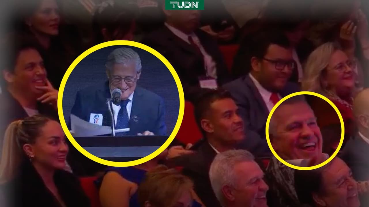 ¡Manolete Hernández protagoniza el momento más viral del Salón de la Fama 2025!