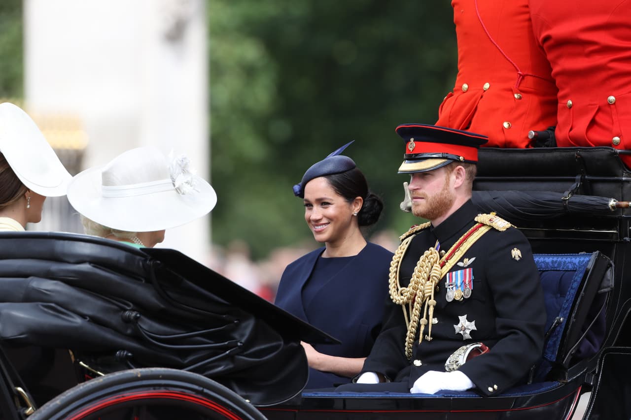 Meghan Markle tuvo a principios de junio su primera aparición pública tras el nacimiento
<b><a href="https://www.univision.com/noticias/mundo/es-un-nino-meghan-markle-duquesa-de-sussex-da-a-luz"> de su primer hijo, Archie Harrison</a>, </b>el pasado 6 de mayo.