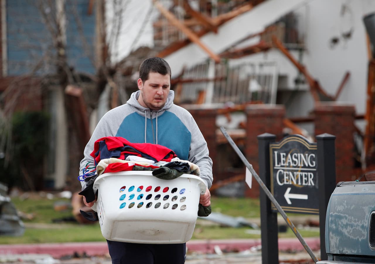 Una serie de tornados azotaron en diciembre de 2015 el área de Texas comprendida por los condados de Dallas, Ellis y Collin, y dejaron severos daños especialmente en las ciudades de Rowlett and Garland.