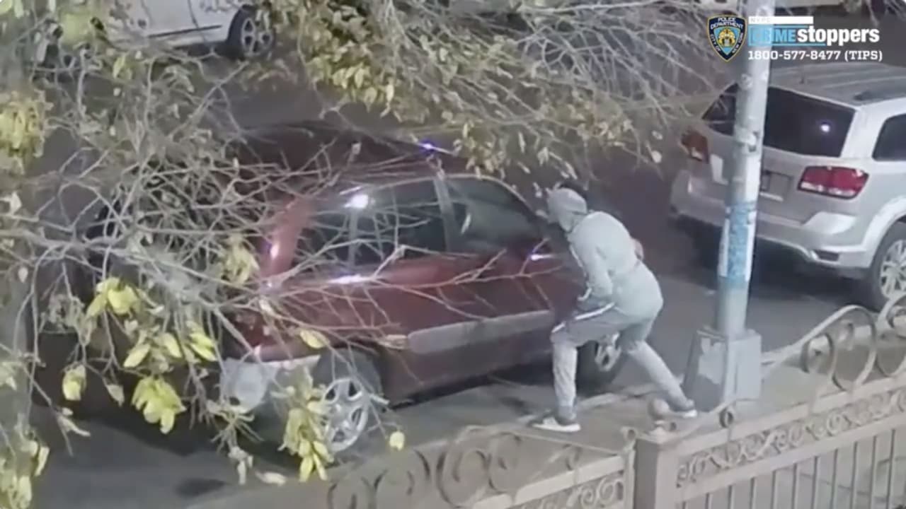 Hombre provoca pánico tras ola de crímenes erráticos en Brooklyn