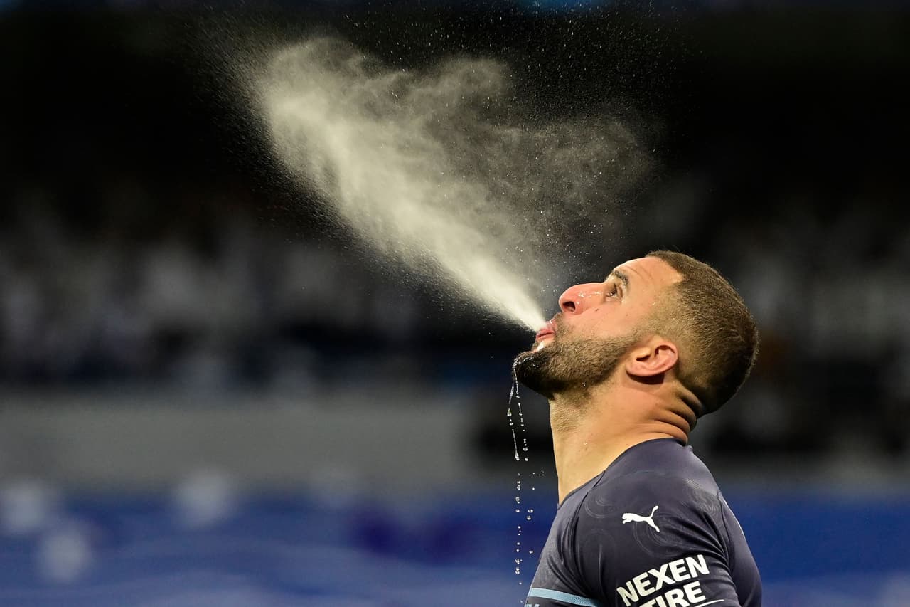 Cómo si se tratara de un dragón, el Manchester City rugía en el Santiago Bernabéu.
<br>