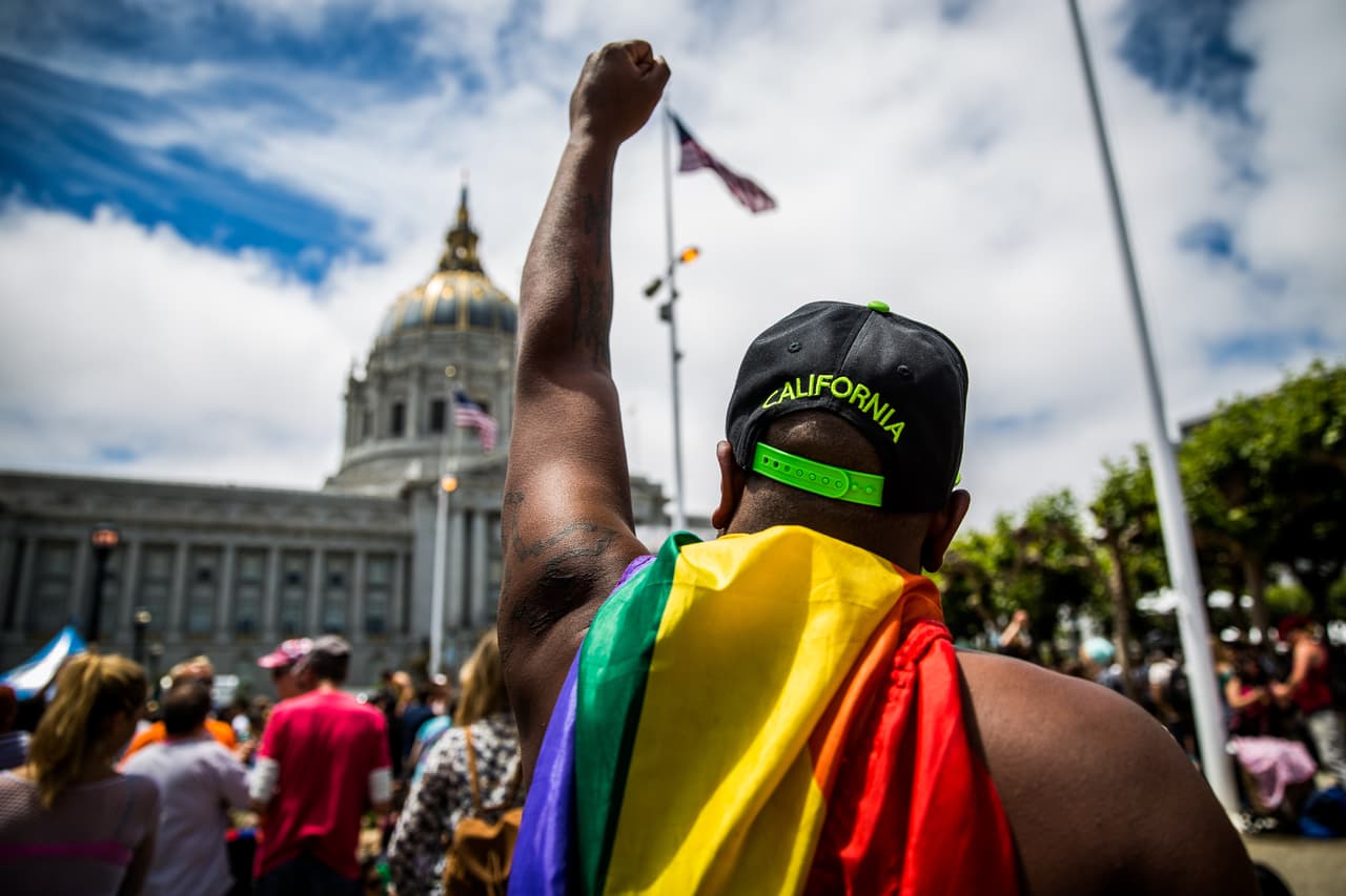 Cientos salieron a las calles de San Francisco para celebrar el Orgullo Gay.