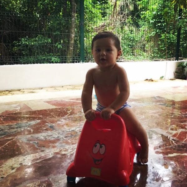 Aunque ya no tiene una relación amorosa con el papá de su bebé, él sigue estando presente para su hijo.