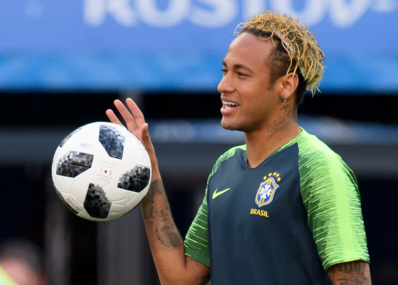 Con mejorías en su recuperación de la lesión del quinto metatarsiano del pie derecho, el as de la selección brasileña, Neymar, iniciará su participación en el Mundial de Rusia.