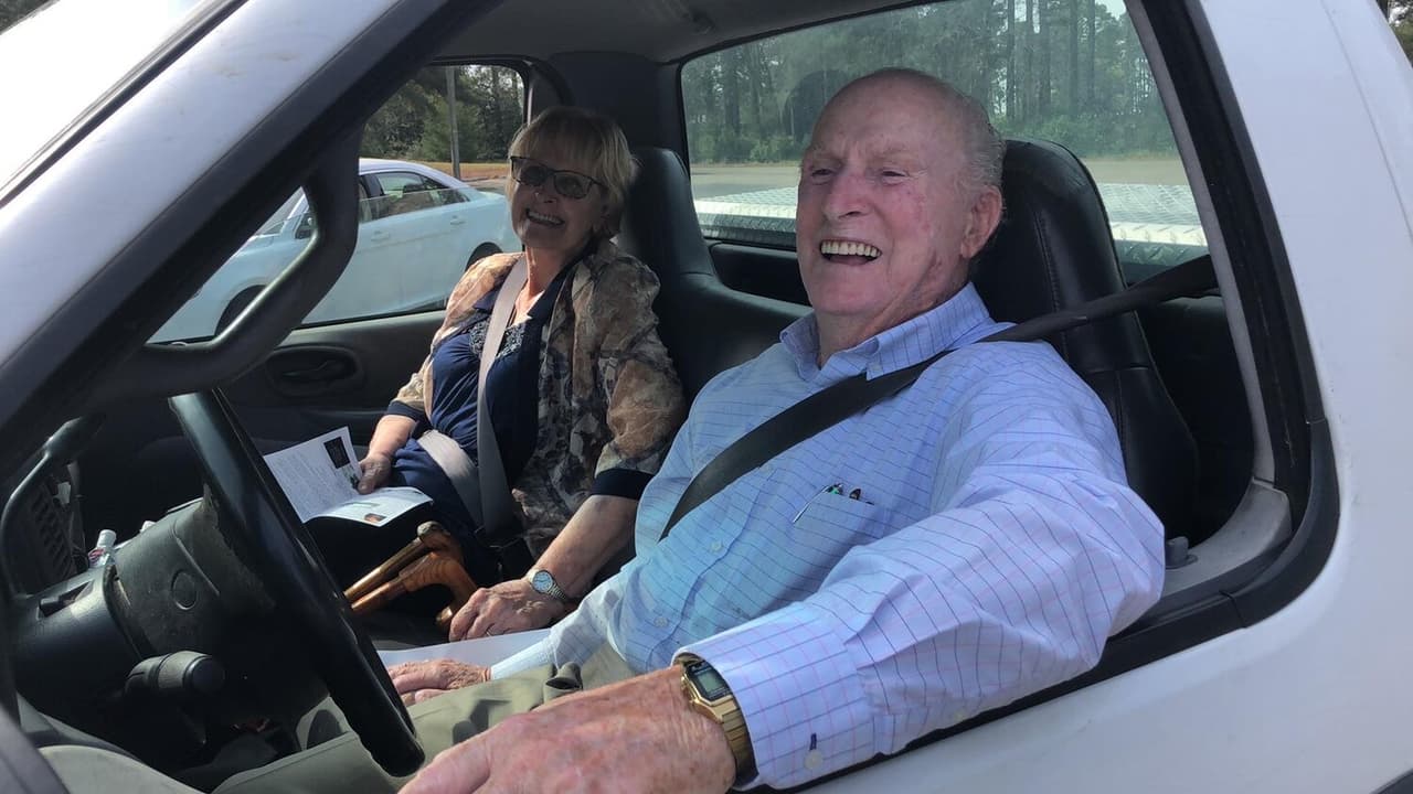 Un pitido significa: “Amén”; dos pitidos: “Gracias”; tres: “Alabado sea el Señor”, y un pitido largo quiere decir “Gloria”. Si los feligreses necesitan asistencia pueden encender las luces del carro, o enviar un mensaje de texto a la línea telefónica del templo.