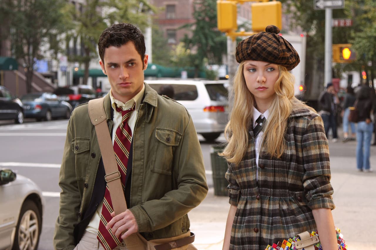 Penn Badgley y Taylor Momsen en 'Gossip Girl'