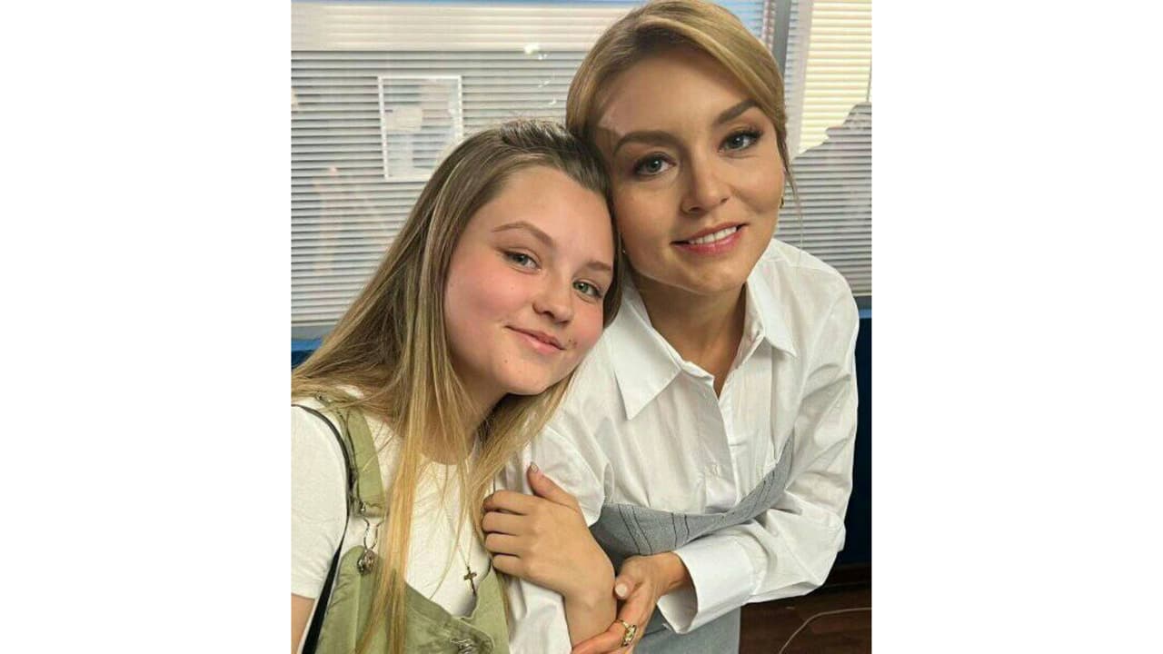 Angelique Boyer e Isabella Tena.