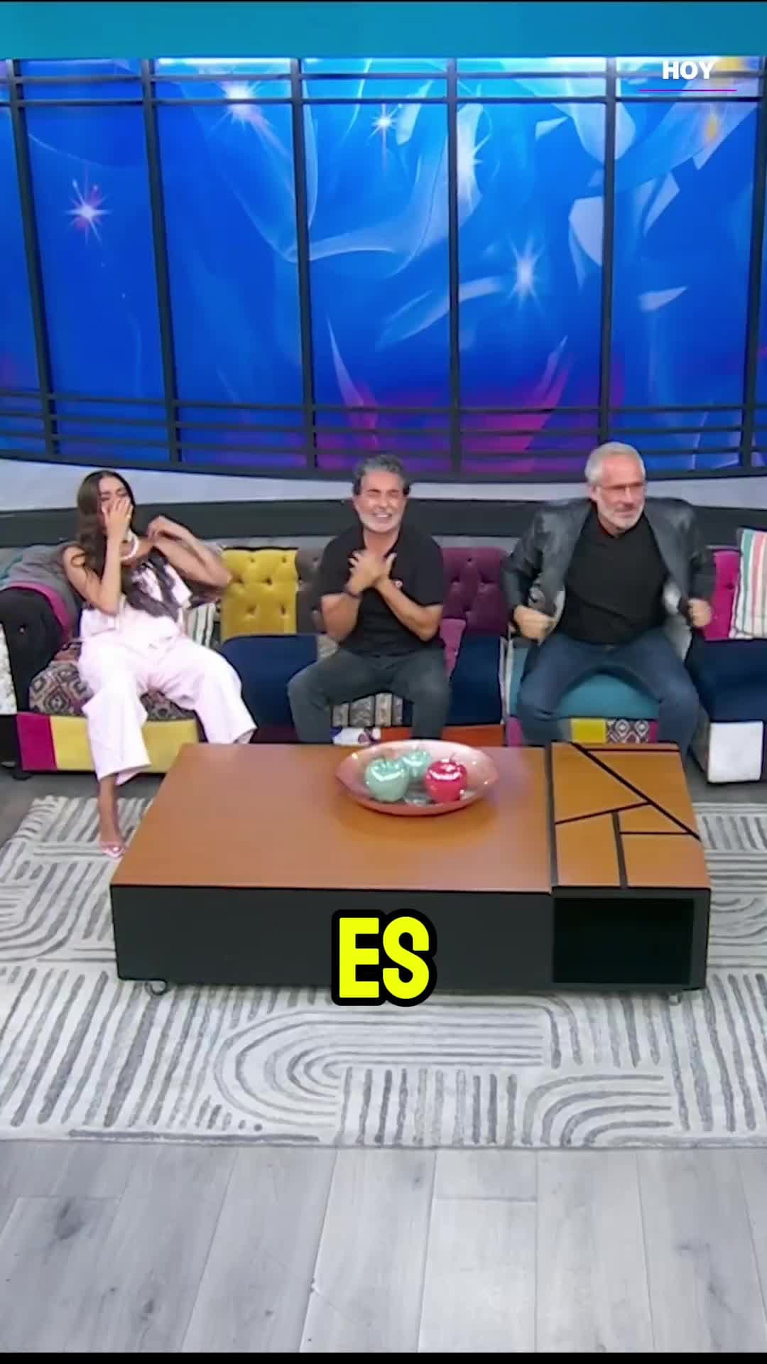 #RaúlAraiza provoca ATAQUES DE RISA al no darse cuenta de las CARAS que le hizo a #Nicola