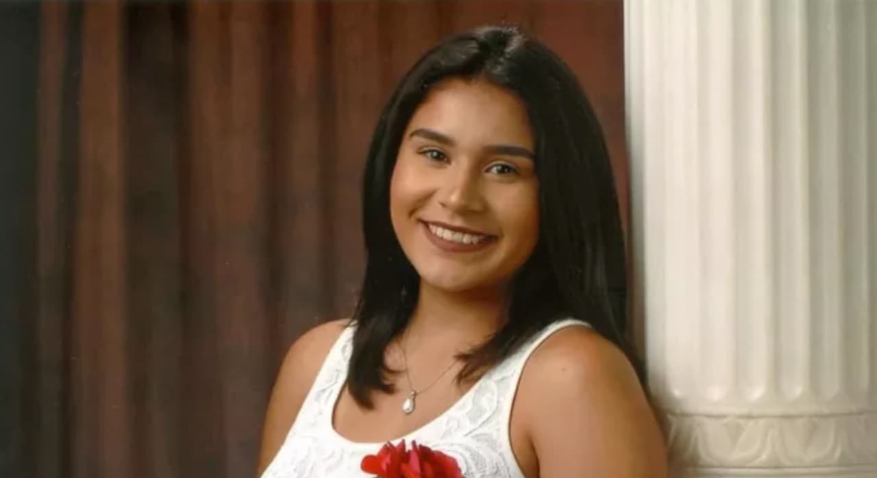 Identifican a Karime Balderas, como la hispana de 22 años que murió tras choque en Chicago