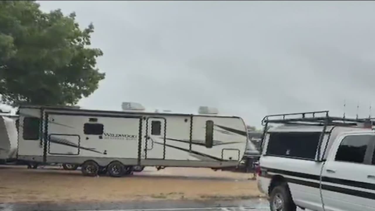 Fuertes lluvias afectan a familias en Georgetown; habilitan refugio tras evacuaciones