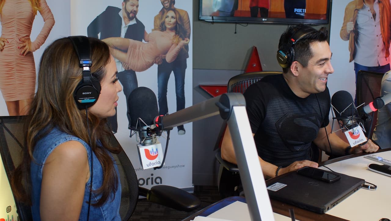 <b><a href="http://www.univision.com/temas/omar-chaparro">Omar Chaparro</a></b> se metió al 
<b><a href="http://www.univision.com/temas/el-free-guey">Free-guey show</a></b> y nos contagió con toda su alegría.