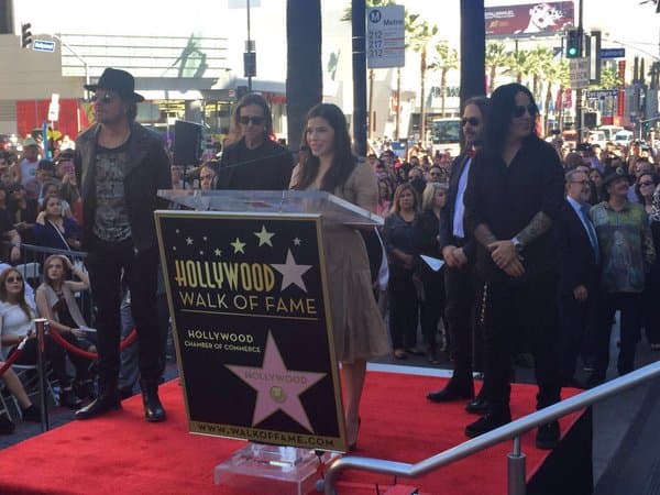 Es por eso, que un día antes del evento en el Paseo de la Fama, la banda lanzó su gira 'Latino Power Tour'.