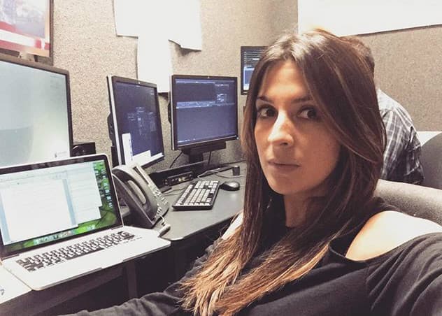 Maity en su papel de periodista. (24 de septiembre).