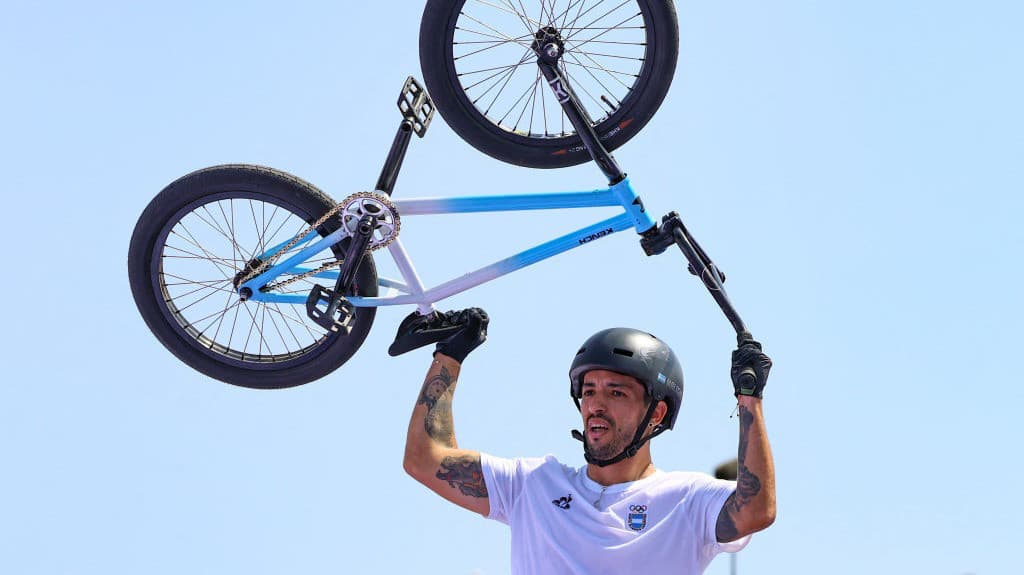 El argentino José Torres logra primer oro de Latinoamérica en Paris 2024