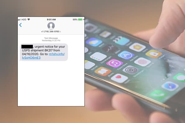 Las personas han recibido mensajes de texto que incluyen un aviso de entrega de paquete falso y un enlace fraudulento. Al darle clic al enlace, se solicita que incluyan información personal “para hacer la entrega”.