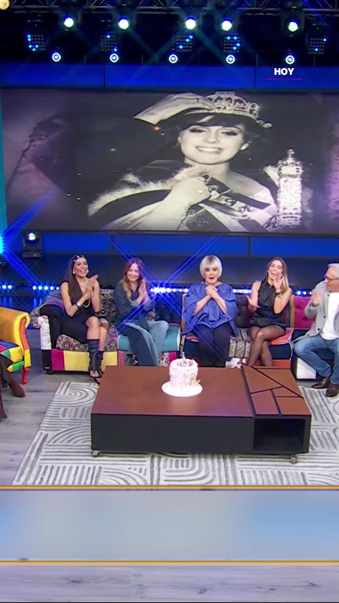 Anel FESTEJA su CUMPLEAÑOS en #Hoy