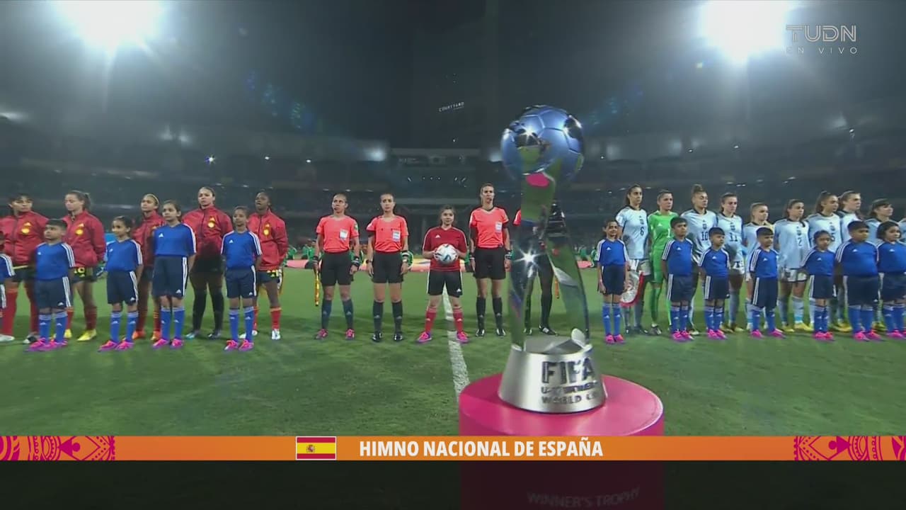 ¡Se entonan los himnos! Emotividad a flor de piel en la gran final