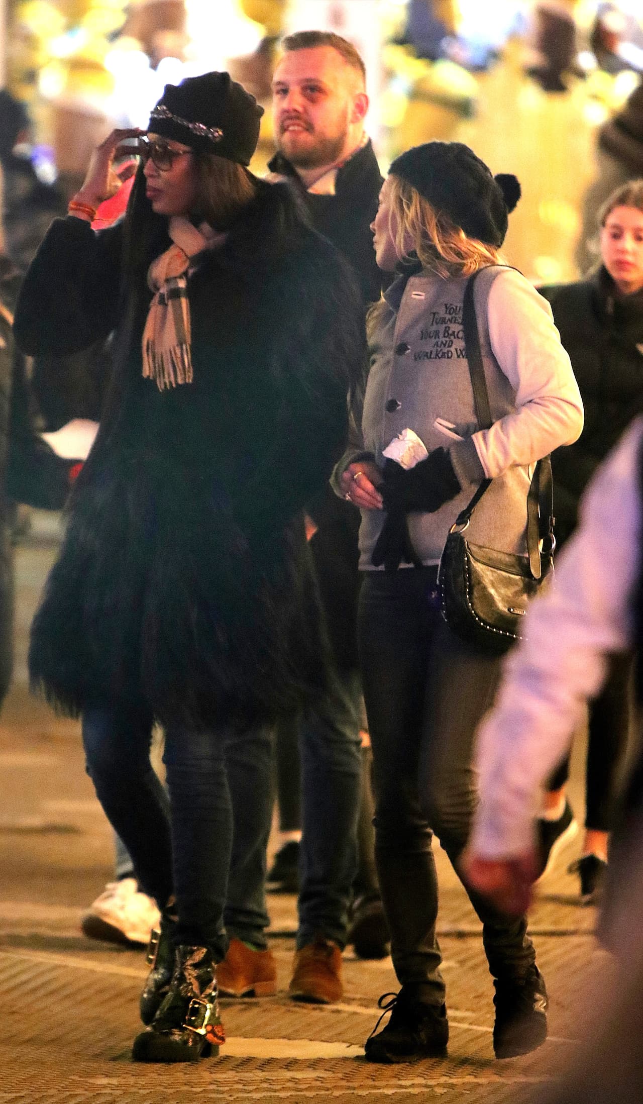 Fueron a una feria navideña en el centro de Londres.