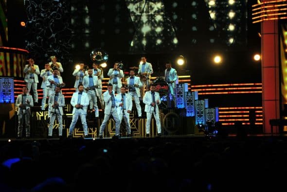 El grupo de la Banda El Recodo se anotaron a la gran fiesta latina.