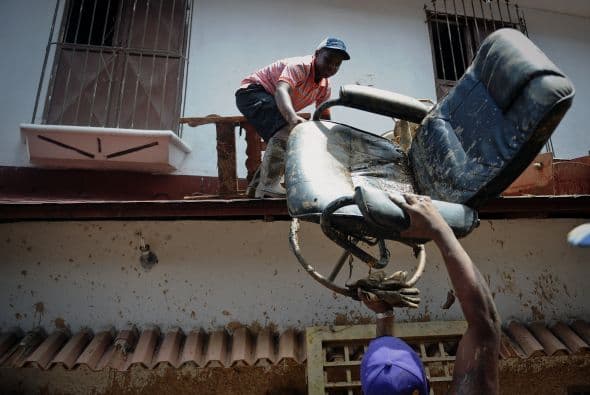 "La tormenta 'Matthew' ingresó como una depresión tropical y en las próximas horas se degradará a un sistema de baja presión", aseguró el experto.
