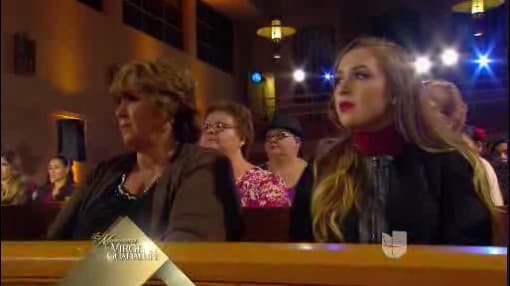 "...Tenía años querienco hacer esta canción a la persona que ha luchado contra todo, porque fue madre soltera y apoyó a su hijo contra todo..."