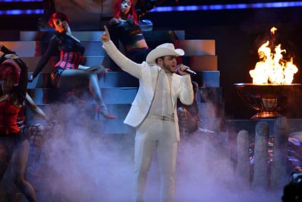 Tan sexy que calentó el escenario.