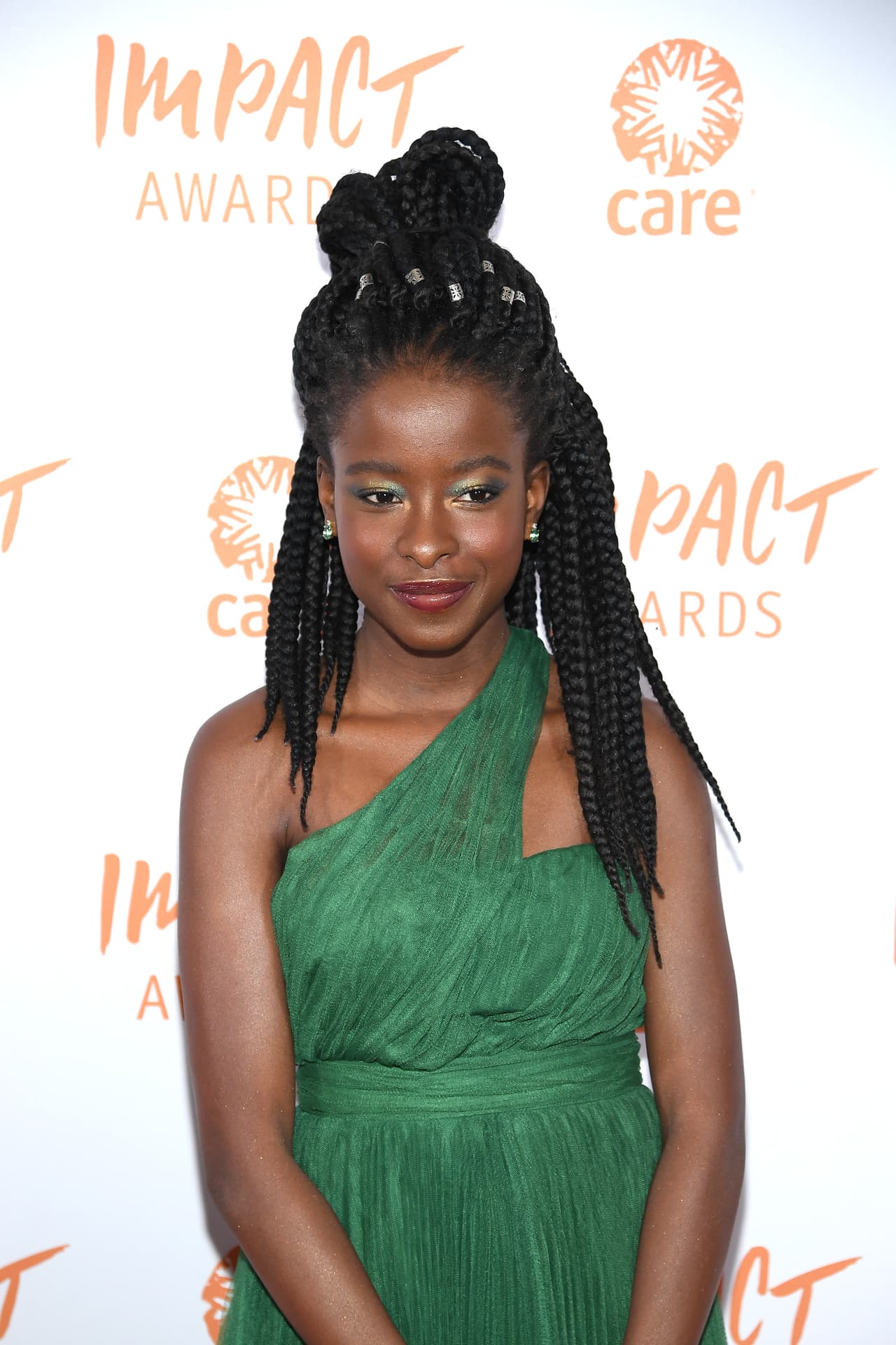 Su nombre fue sugerido a los organizadores de la ceremonia por la primera dama
<a href="https://www.univision.com/temas/jill-biden">Jill Biden</a>, quien había asistido a una de sus lecturas. En diciembre le pidieron que escribiera una oda al "Estados Unidos unido", un mensaje que el presidente demócrata está empeñado en transmitir.