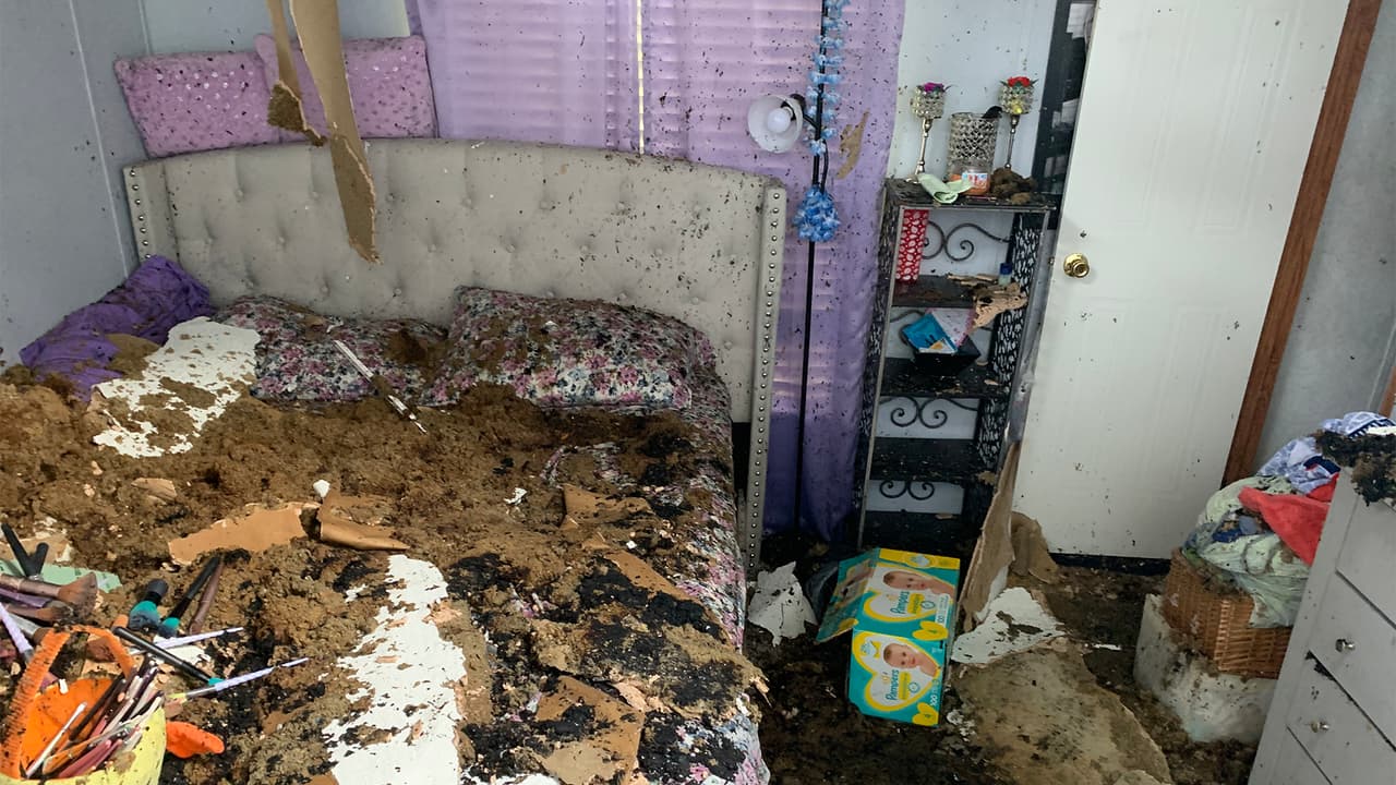 Familia hispana de Texas pierde su hogar tras incendio provocado por un rayo