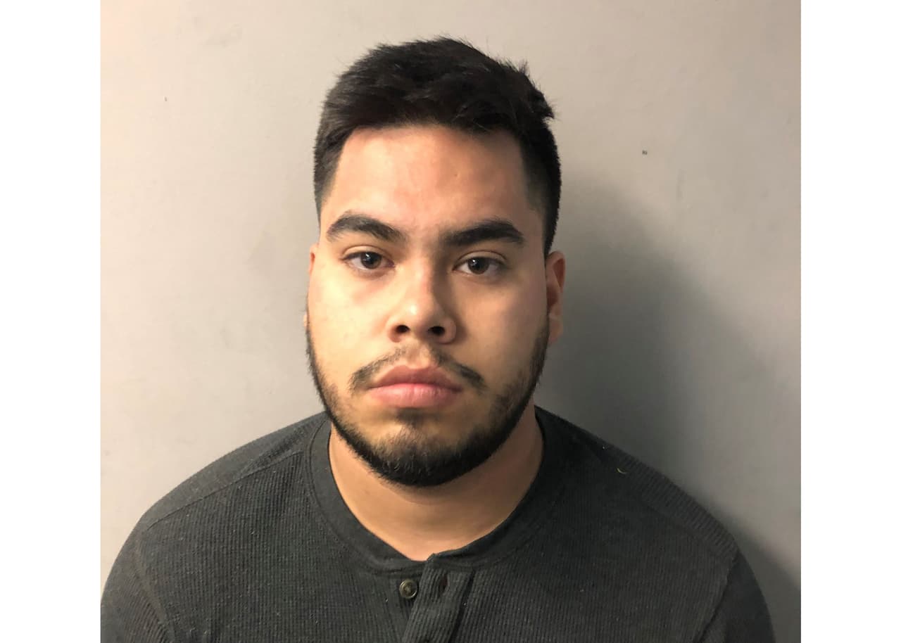 Arrestan a hombre que mostraba sus partes íntimas en un centro comercial del valle
