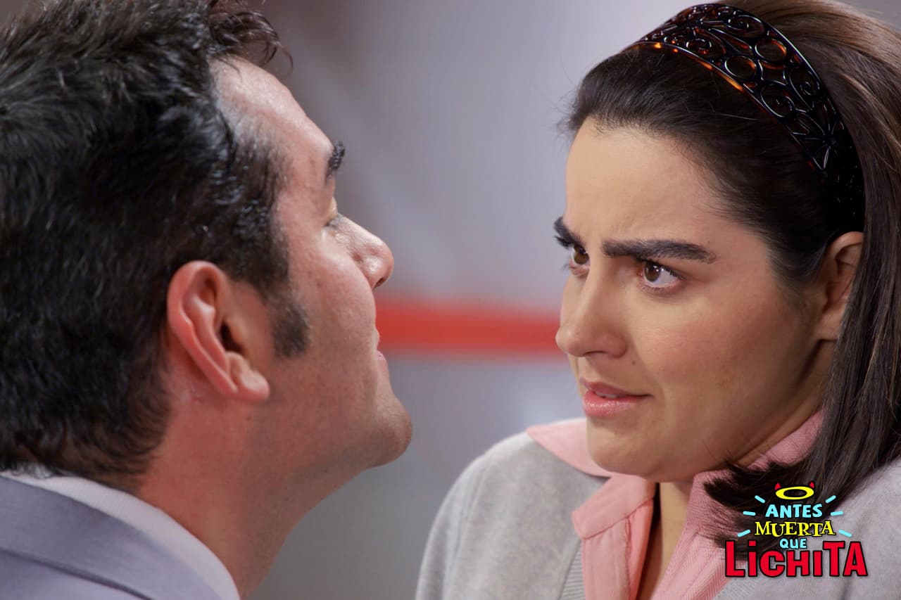 Augusto enfurece con Alicia por no haber cumplido el acuerdo que tenían.