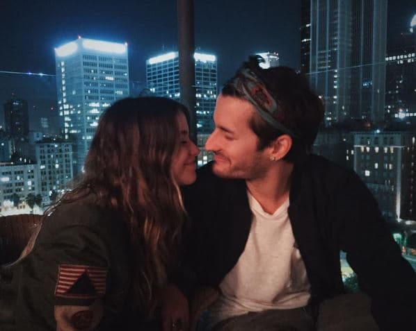 En junio de 2019 se confirmó la noticia de la 
<b><a href="https://www.univision.com/famosos/es-oficial-sofia-reyes-y-ricky-montaner-terminaron-su-noviazgo">ruptura entre Sofía Reyes y Ricky Montaner</a></b>, después de cuatro años de noviazgo.
<br>