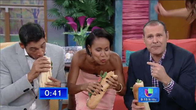 No se habla con la boca llena