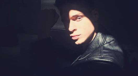 "Incluso en mis días más bajos y oscuros sabía que estaba destinado a algo mejor, sabía que la luz en mí estaba destinada a brillar un día. No importa lo que suceda este domingo, mi luz siempre brillará. No tengas miedo de soñar a lo grande, No temas a soñar". Garmandy está más que preparado para el resultado final.