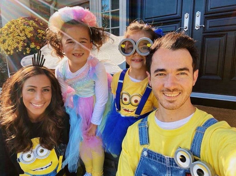 Kevin y su esposa Danielle son padres de dos hijas: Alena, nacida en 2014, y Valentina, quien llegó a este mundo en 2016.