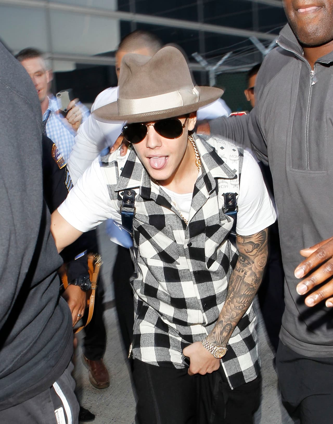 Yeter demandó al popular intérprete en los tribunales para reclamarle apoyo económico con el fin de sacar adelante a su bebé, Tristyn.