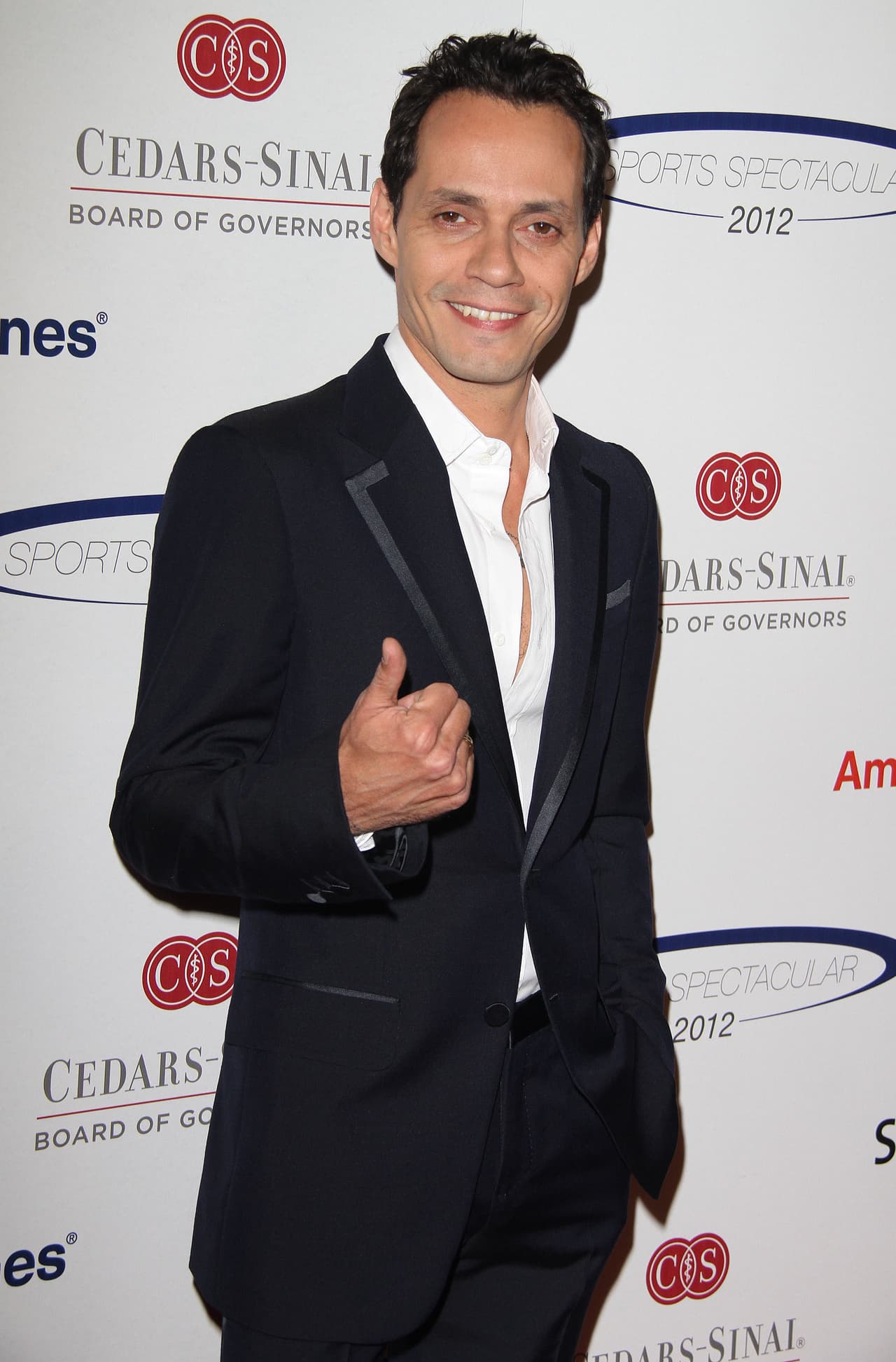 En 2004 Marc Anthony fue demandado por la joven mesera Elizabeth Leyva.