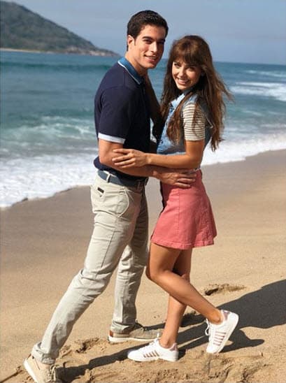 Cuatro días después, la actriz dio las primeras declaraciones al respecto: “Una foto habla más que mil palabras y yo estoy muy contenta”, dijo para 
<a href="https://www.univision.com/shows/el-gordo-y-la-flaca/michelle-renaud-no-sabe-en-que-momento-se-enamoro-de-danilo-carrera-porque-cuando-llega-el-amor-llega-video" target="_blank">Televisa espectáculos</a>. 
<br>