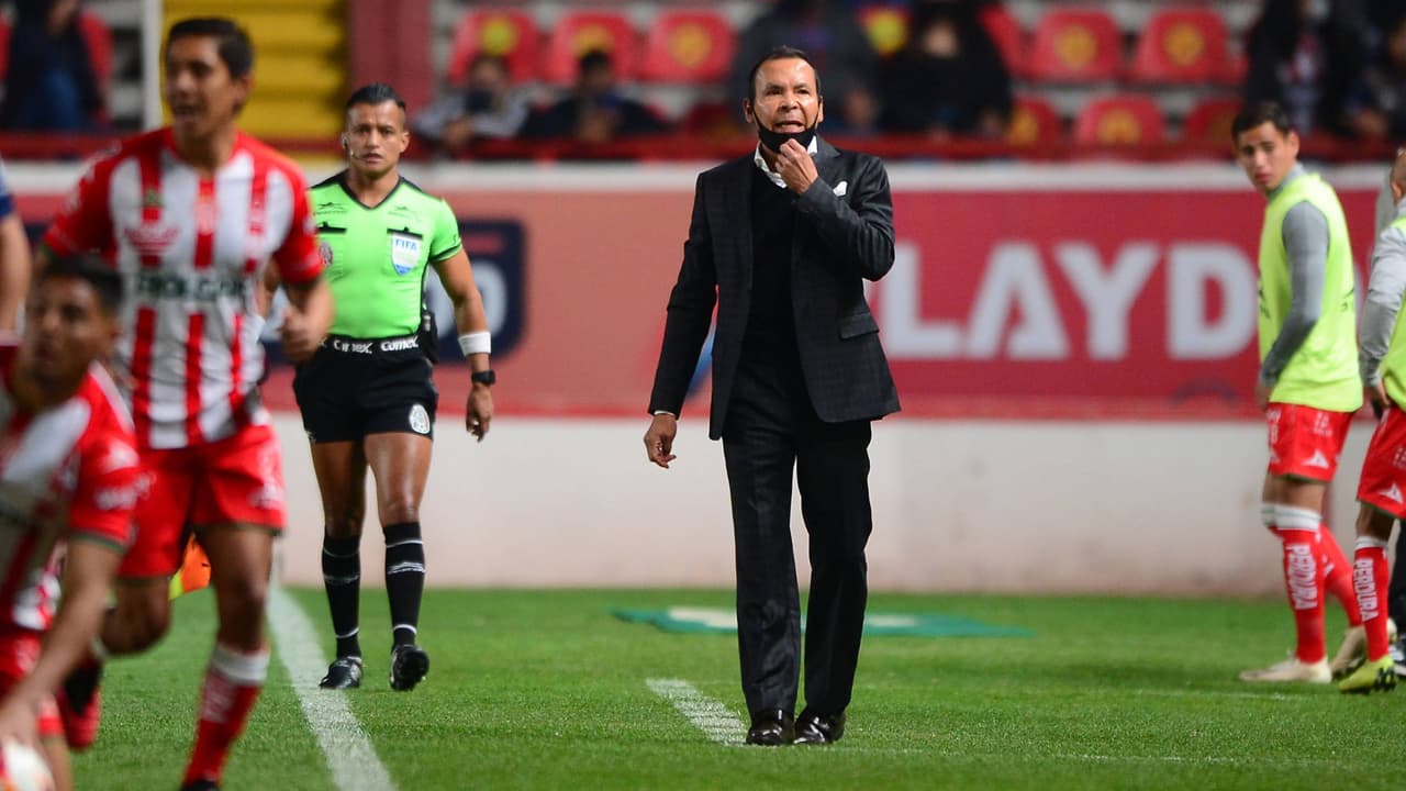 José Guadalupe Cruz está en vilo ante la lesión de Unaí Bilbao