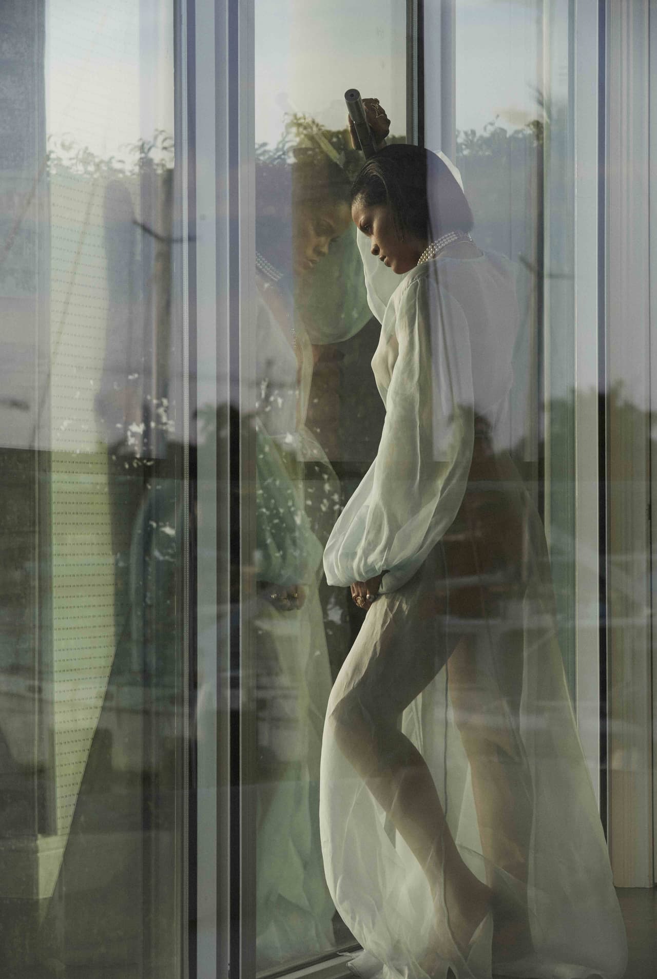 El tema de este video se titula 'Needed Me', y este es otro de los clips más polémicos de Rihanna.