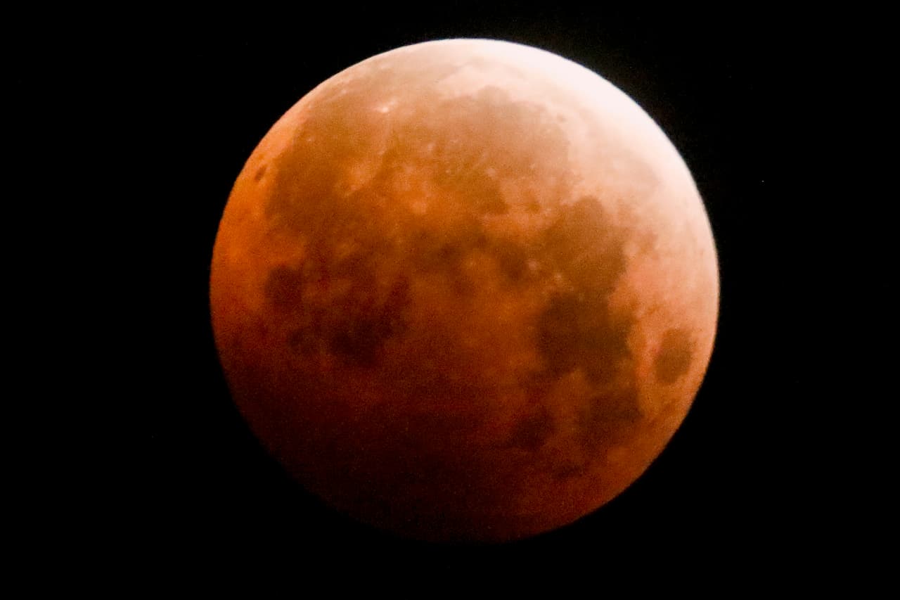 El eclipse lunar parcial más largo en 580 años: dónde, cómo y cuándo verlo