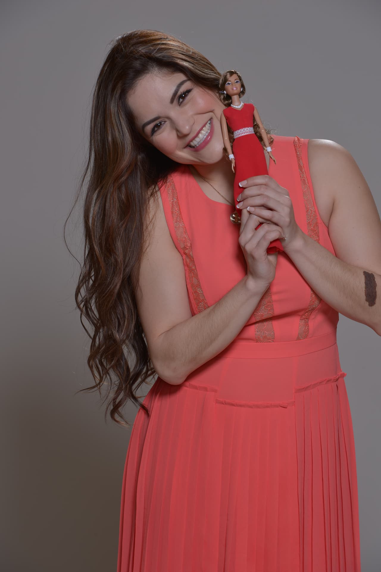 Después de haber participado en la tercera temporada de NBL, Berenice ha vivido varias etapas y muchos cambios en su vida. Sin embargo, el paso del tiempo le trajo unas libritas de más, pero para la mexicana, que se destaca por ser emprendedora y luchadora, ha demostrado que con ganas todo se puede. Desde su entrada a la competencia su figura se ha refinado. Mira su progreso.