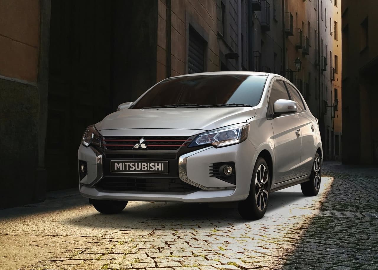 <h3 class="cms-H3-H3"><b>16. Mitsubishi Mirage 2020</b></h3>
<br>
<ul>
 <li>Precio promedio: $17,190</li>
 <li>Descuento promedio en dólares: $1,720</li>
 <li>Descuento promedio en porcentaje: 10%</li>
</ul>