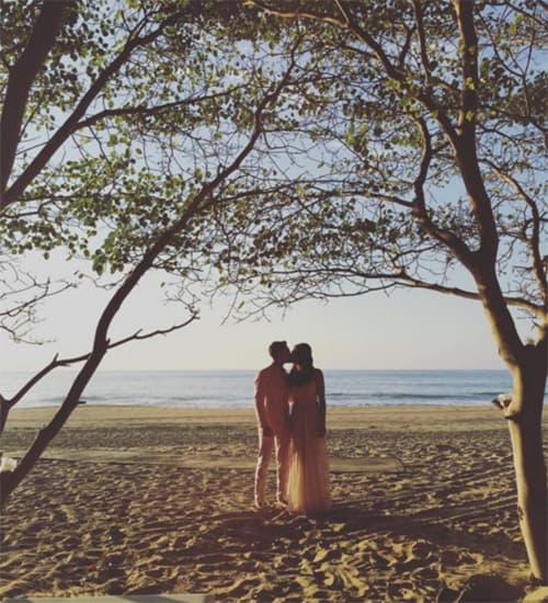 Esta fue la primera foto que el frustrado actor y cantante, Sergio Mayer Mori, compartiría para confirmar su relación con la modelo brasileña 10 años mayor, Natalia Subtil, a principios de 2016.