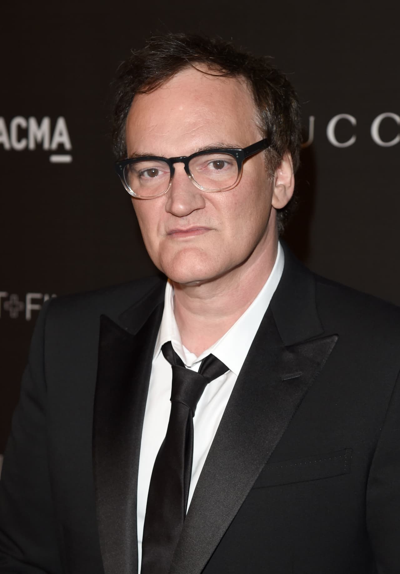 Quentin Tarantino es de los pocos directores que se inmiscuyen a fondo en el casting, el guión, la dirección, elección de banda sonora y demás puntos muy importantes en el cine.