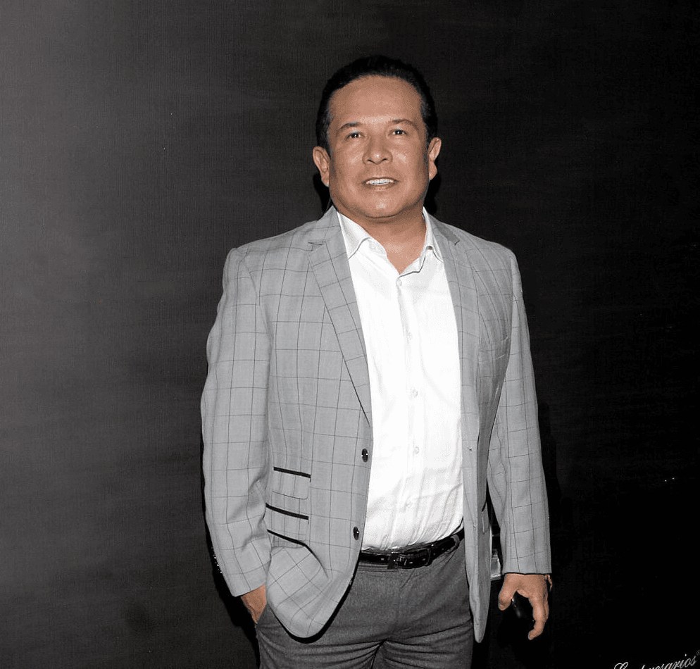 “¿Y Yalitza, yo preguntaré, qué méritos tiene para tener esa afiliación? No quiero entrar en una discusión, pero no actúa. A ella le dijeron: ‘Trapea aquí’ ¿Dónde está la actuación?”