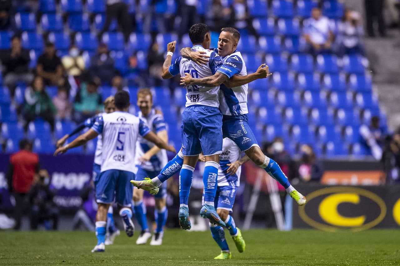 Puebla se impuso 1-0 a Santos y dormirá como líder general con 6 unidades de 6.