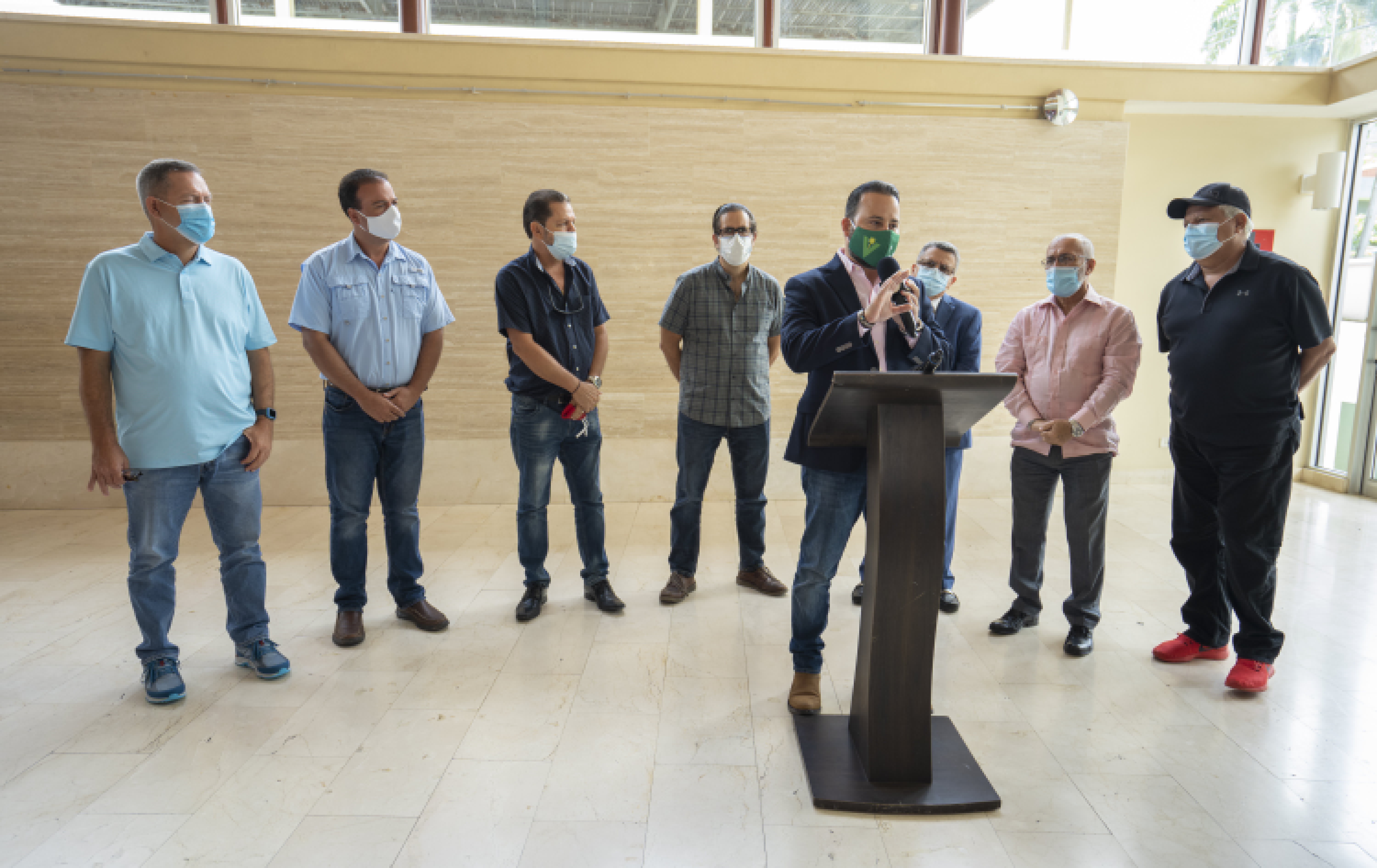 Junta de Supervisión Fiscal impone presupuestos a 10 municipios que causarían graves recortes, según los alcaldes