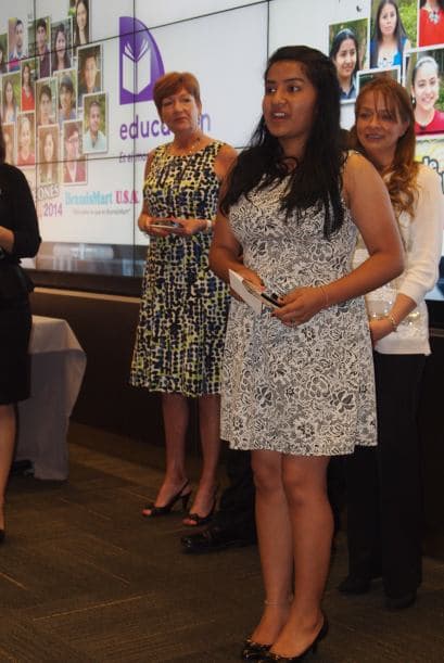 Como cada año, desde 2004, Univision Atlanta y Brandsmart festejaron a los 16 jóvenes hispanos ganadores de la beca Liga de Campeones y medio de una emotiva ceremonia que concluyó con una deliciosa cena para todos los asistentes.