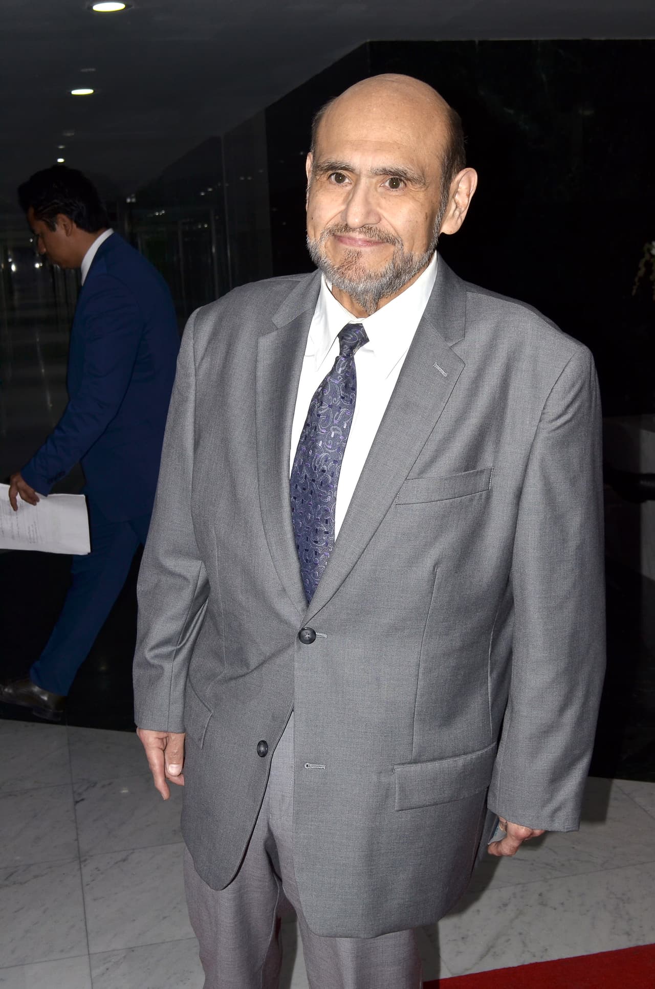 Durante la plática con los medios de comunicación, Vivar compartió la llamada que le hizo Verónica, la hija de María Antonieta de las Nieves, quien le preguntó si otra vez iban a ser familia.